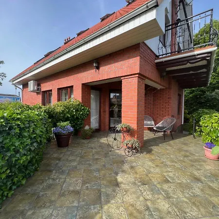 Willa Garden 2 Z Pieknym Ogrodem I Tarasem Ustronie Morskie Exterior photo